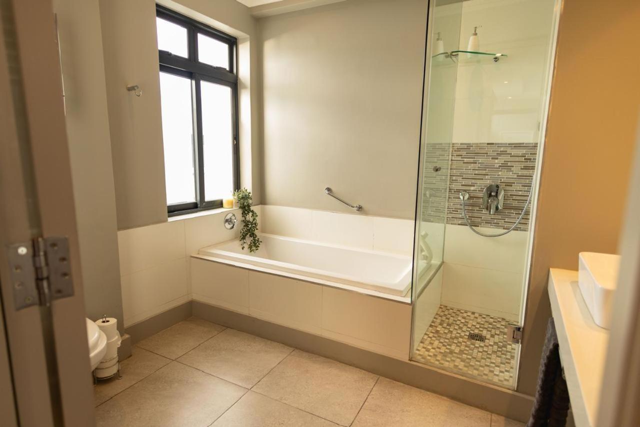 Hermanus Waterfront, Ocean Deluxe - Apartment 2 Zewnętrze zdjęcie